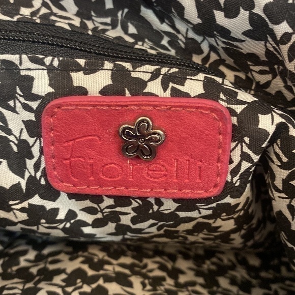 Fiorelli Pink Purse - Picture 10 of 13